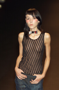 1814980034_lauradelicatakm0110-.thumb.jpg.2aee5e1421316886d1dabda931c07db4.jpg