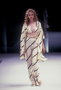 jan dunning kr9740.jpg