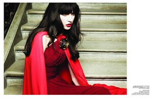 232096574_Jacquelyn_Jablonski_by_Matt_Irwin_(The_Woman_You_Want_To_Be_-_Vogue_Turkey_Decem(8).thumb.jpg.8ec6b1b19fa63e3933734549f11766b1.jpg