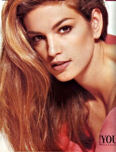 28987358f243fd2859aec40fc3323adc--cindy-crawford-supermodels.jpg