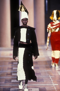 36702375_alekwekim9851.thumb.jpg.a55583aed683d9628fc2deb0611fd266.jpg