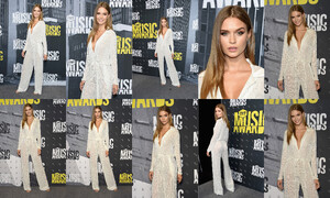 487919135_JosephineSkriver-CMTMusicAwards2017_06_071.thumb.jpg.4cfa464316029fbf200c7191704f09b2.jpg