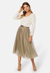 ida-sjöstedt-flawless-skirt-taupe.jpg