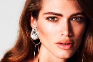 523371924_Mert__Marcus_Vogue_Paris_March_2017_11.thumb.jpg.b5d4a097dcc8f4b068fabc31c6f2e3d7.jpg