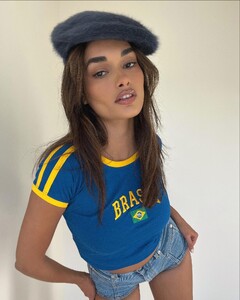 $1(18).jpg