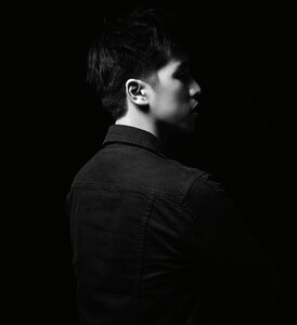 Dazed-Irwin-43.thumb.jpg.79e419fcc474d69ec47bd079d6b781e4.jpg