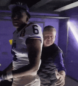 EC0D2965-6ECC-44F8-9782-540ED79D9481.thumb.gif.eebd64128a65aac4e26c22cb881ffc54.gif
