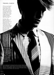 KK-GQSTYLEUK-SS11-07.thumb.jpg.9517479dddcb18d702456dc3ddc2c843.jpg