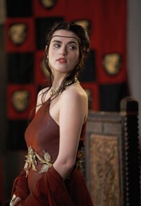 Katie_McGrath_009.jpg