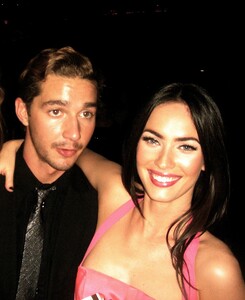 LaFox-Aftershow-Party-on-VMA-megan-fox-and-shia-labeouf-26176954-1563-1912.thumb.jpg.45abf3e422784120c4144fc2b4ad608d.jpg