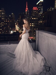 Maggie-Sottero-Danielle-Fit-and-Flare-Wedding-Dress-23MT048A01-PROMO8-PL.jpg