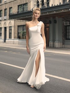Maggie-Sottero-Saratoga-Sheath-Wedding-Dress-23MW122A01-PROMO6-IV.jpg