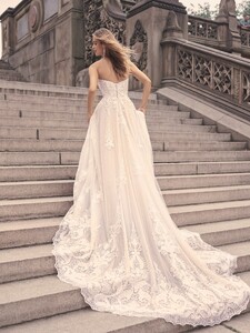 Maggie-Sottero-Ulanda-A-Line-Wedding-Dress-23MK067A01-PROMO5-SBLS.jpg