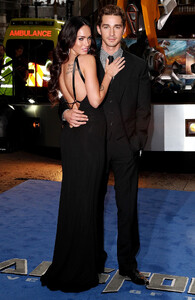 Megan-Fox-and-Shia-Labeouf-Shia-LaBeouf-Dating-Timeline.thumb.jpg.eb588348a785c90e0d3b8e78f6efaba9.jpg