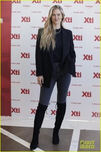 bar-refaeli-xti-ambassador-02.thumb.jpg.102c488d118212c2307616d2d28d0e16.jpg