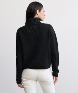 cashmere-cropped-turtleneck-charcoal-4.jpg