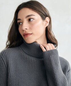 cashmere-turtleneck-sweater-storm-2.jpg