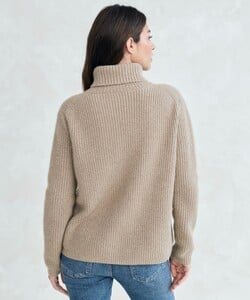cashmere-turtleneck-sweater-undyed-stone-4.jpg