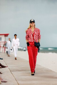 chanel-look-005-cruise-2022-23-s.jpg