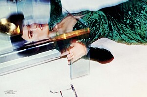 cr-fashionbook-1_elsa_(3).thumb.jpg.350c2a070f055a20a944f86c5b19c32c.jpg