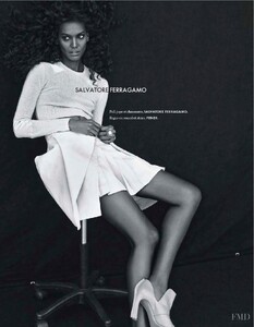 elle-france-2014-february-28-fullsize_07.thumb.jpg.a63258d71d77b9d57ee6e17c03b237e4.jpg