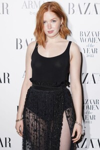 ellie-bamber-harper-s-bazaar-women-of-the-year-awards-in-london-11-10-2022-2.jpg