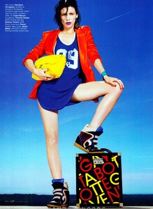 fashion-scans-remastered-liberty-ross-elle-usa-june-2012-05.thumb.jpg.557b57609ff308637ea57e19bb221d88.jpg