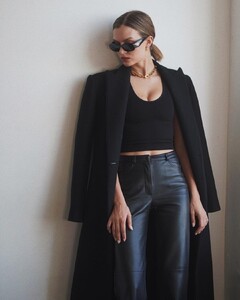 josephineskriver_316744404_713837003436991_5174983001006633749_n.jpg