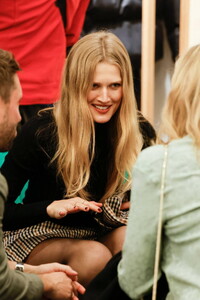 tony-garrn-attends-the-longchamp-re-opening-event-in-munich-germany-031122_15.jpg