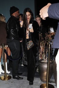 victoria-justice-leaves-fleur-room-lounge-in-west-hollywood-11-13-2022-4.thumb.jpg.dcf1835e018e4a07173ec13c38597b4c.jpg