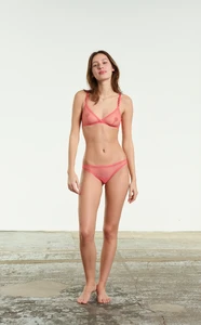 ye06-jeanne-soft-bra-and-panty-coral-lea-13.webp