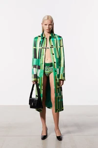 00020-ferragamo-pre-fall-2023-credit-brand.jpg