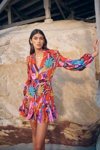 29 POSITANO-SHORT-KAFTAN-210526_REBECCA_VALLANCE_2104_RESORT_S12_0612.jpeg