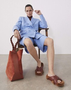 Lafayette 148 resort 2023_5.jpg