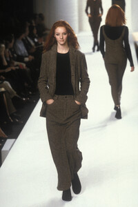 1221858160_RalphLauren1998WomenRTW10.thumb.jpg.8f27f79fef589a5678be5047032c284c.jpg