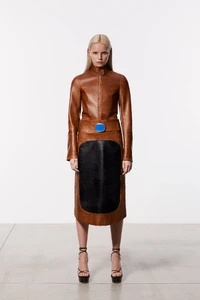 00001-ferragamo-pre-fall-2023-credit-brand (1).jpg