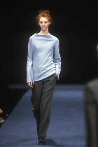 1386669660_BCBG1998WomenRTW15.thumb.jpg.7e35112f0340facafec847fc18f11edd.jpg