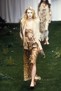 1451305058_EmanuelUngaro1999WomenRTW73.thumb.jpg.1a148d221578c5f1a9f78c9e63b2d2c4.jpg