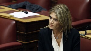 164437039_EvaKaili2.thumb.jpg.abcb746106d409ed46f9e1f753a99bce.jpg