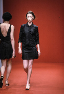 1676358673_MiuMiu1998WomenRTW92.thumb.jpg.af0df690dfd8395a693a3ff3e185d585.jpg