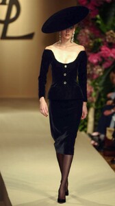 zikova f01ysl-HC-42.jpg