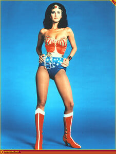 Lynda Carter ww7.jpg