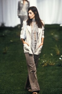 201384018_EmanuelUngaro1999WomenRTW31.thumb.jpg.5d88dc5a282746de5f112bcfb84575e9.jpg