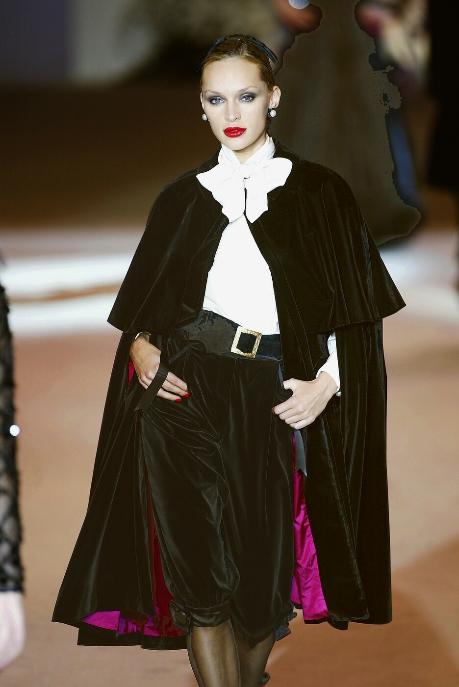 zobova s02ysl-HC-105d.jpg