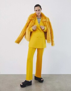 Lafayette 148 resort 2023_10.jpg