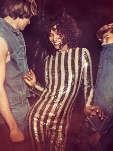 2136681140_Parlez_Inez__Vinoodh_Vogue_Paris_May_2015_08.thumb.jpg.b16731a4bc8b967c9d15866f7220f163.jpg