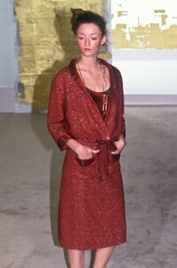 303495688_Chanel1998HauteCouture33.thumb.jpg.6d38e4c7d00f6a52d482506f1c8bfaa5.jpg