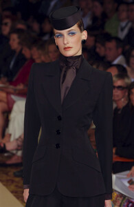 zikova f01ysl-HC-31d.jpg