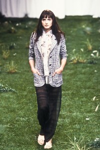 547323378_EmanuelUngaro1999WomenRTW11.thumb.jpg.9438b681b61ae29187ce5804417a6dec.jpg