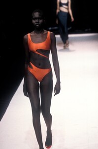 560612852_alekwekhl9951.thumb.jpg.cf30826dbc85de8ae5d7a2a779670368.jpg